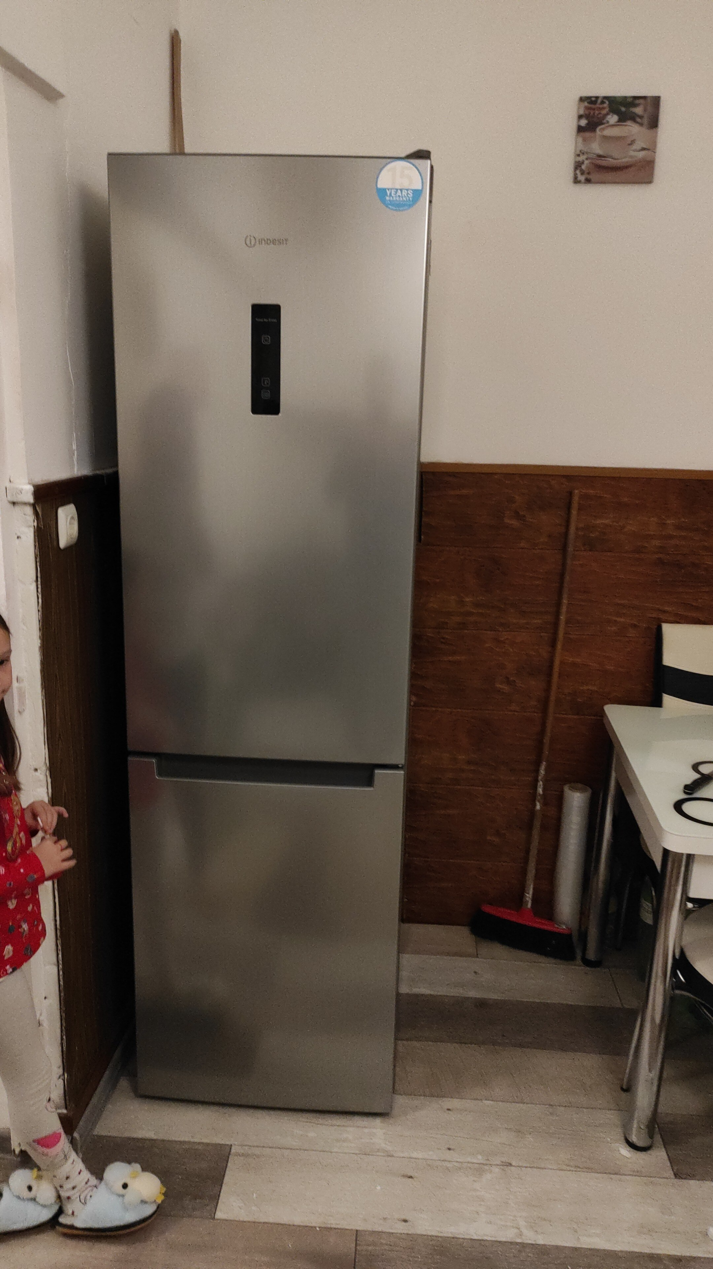 combina frigorifica Indesit INFC9 TO32X, Total No Frost ieftin Emag